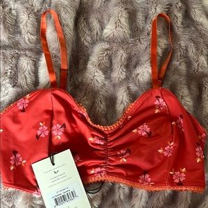 Spell Joni Bralette so L in 😘